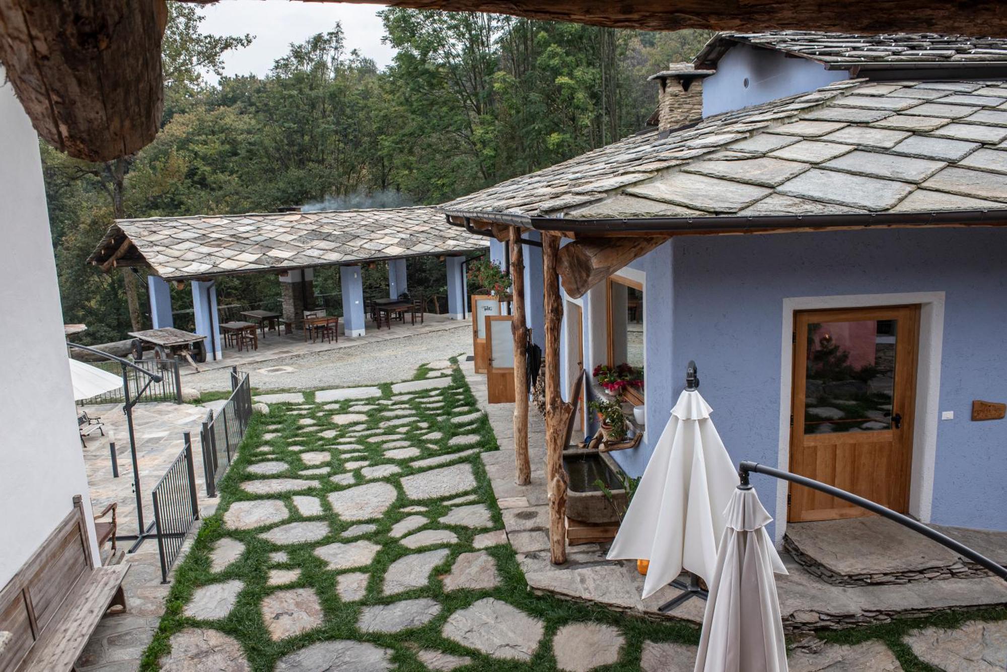 Agribenessere Agli Abatti Barge ภายนอก รูปภาพ